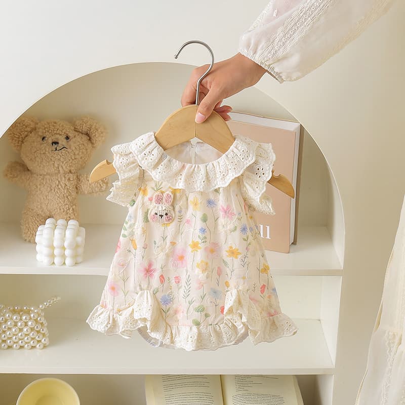 Newborn baby summer dress, baby girl, fashionable 100-day-old dress, super cute lace bunny skirt