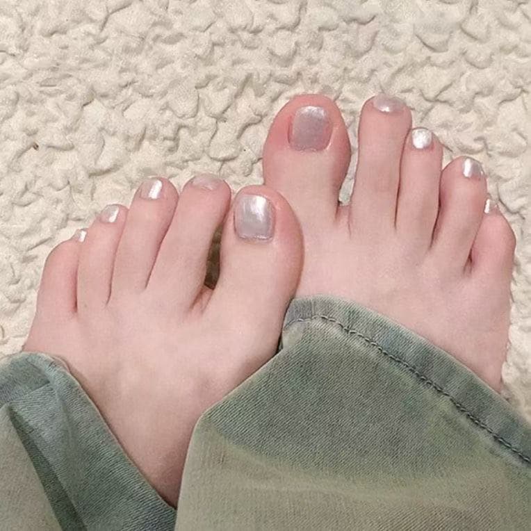 Toe Nail Polish No UV Lamp Needed Non-Peel Quick-Dry Fade-Proof Oil-Based Waterproof Summer Hand and Foot Application Trendy Whitening