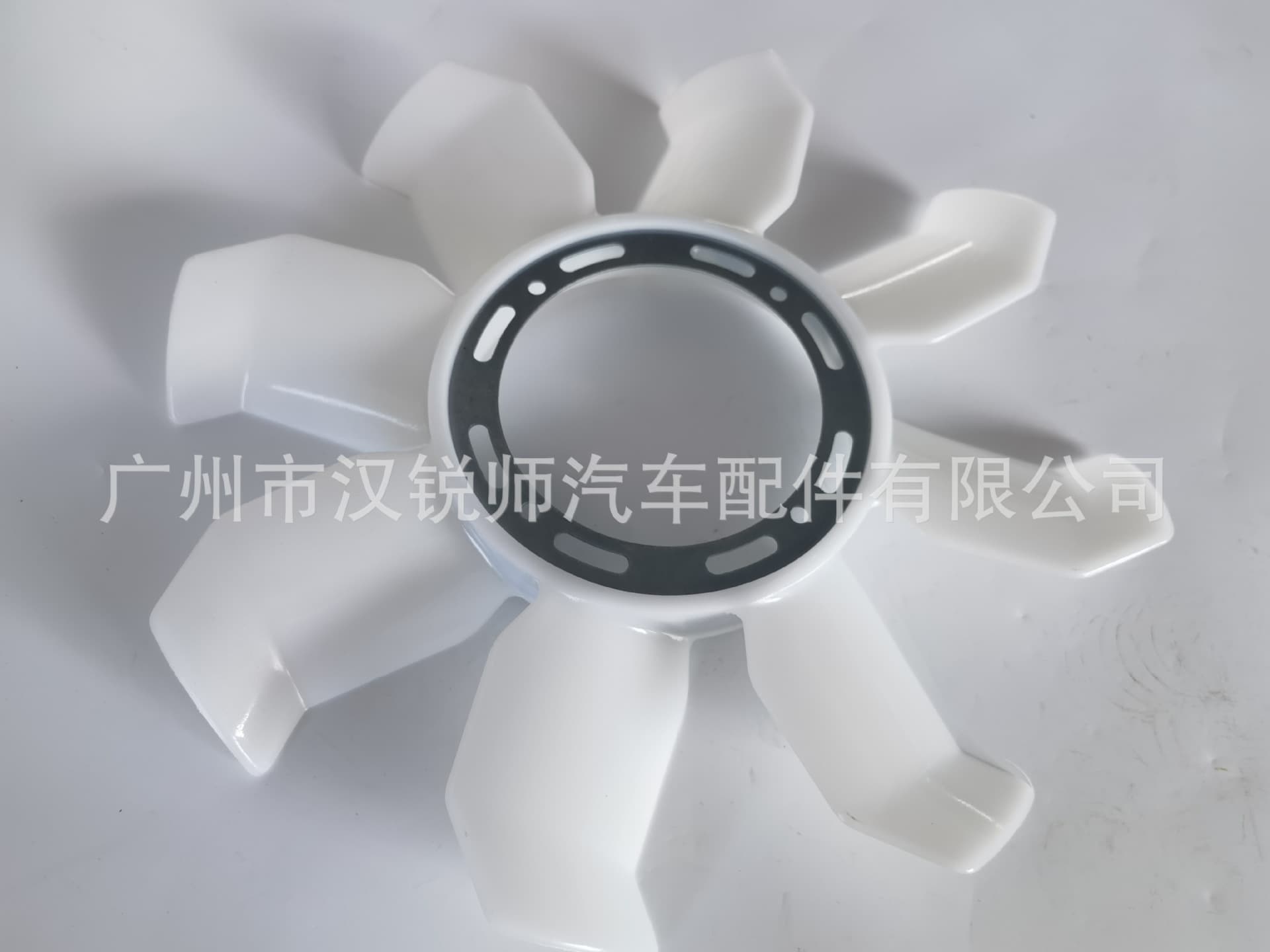 ME400487 Compatible with Mitsubishi CANTER FUSO Canter 4D33 4D34 Light Truck Auto Parts Radiator Cooling Fan Blade