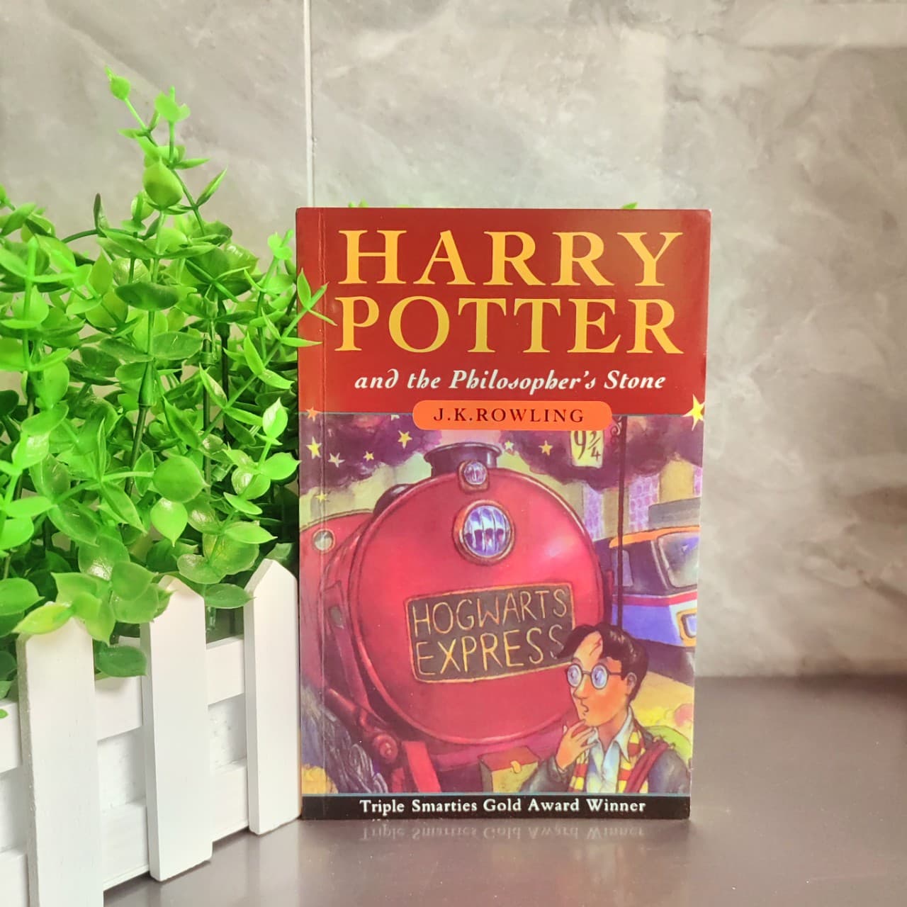 Harry Potter and the Philosopher's Stone (English version)