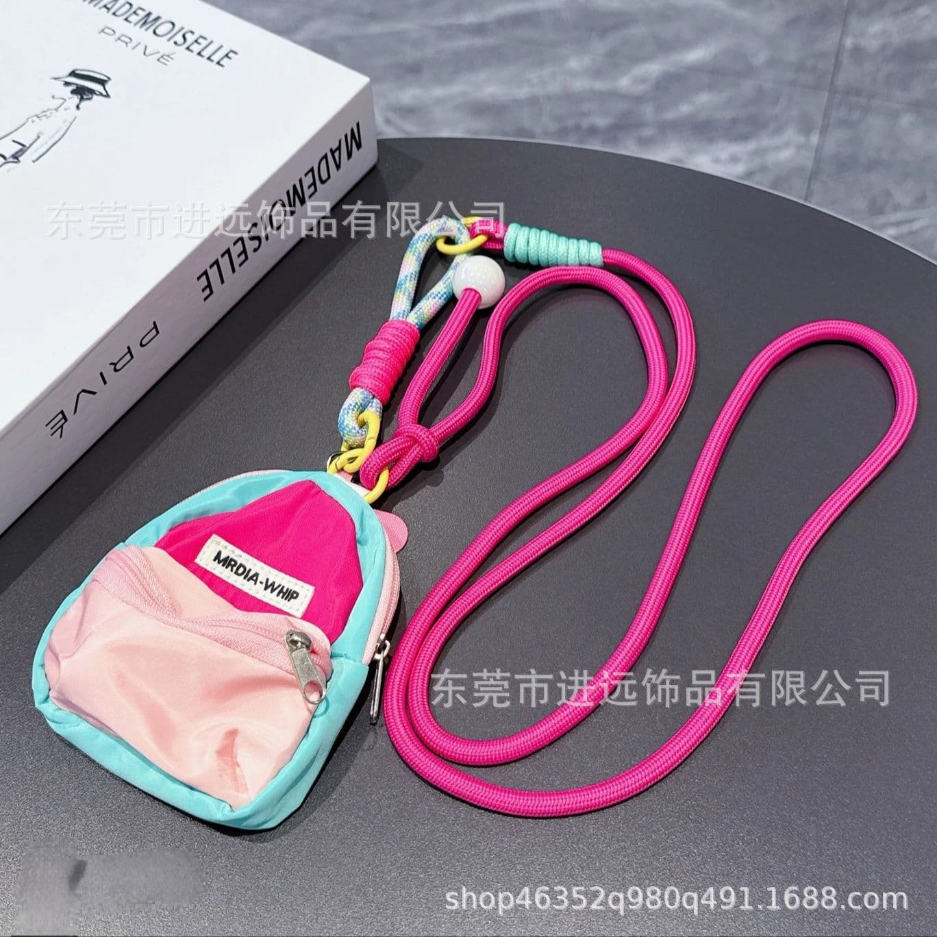Dopamine-enhanced mobile phone lanyard, adjustable crossbody bag, new universal anti-loss lanyard.