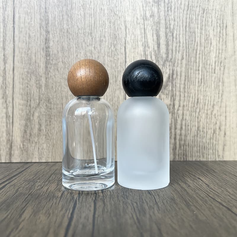 In stock empty bottle, printable logo B259-50ml convenient screw-top glass perfume refillable spray bottle