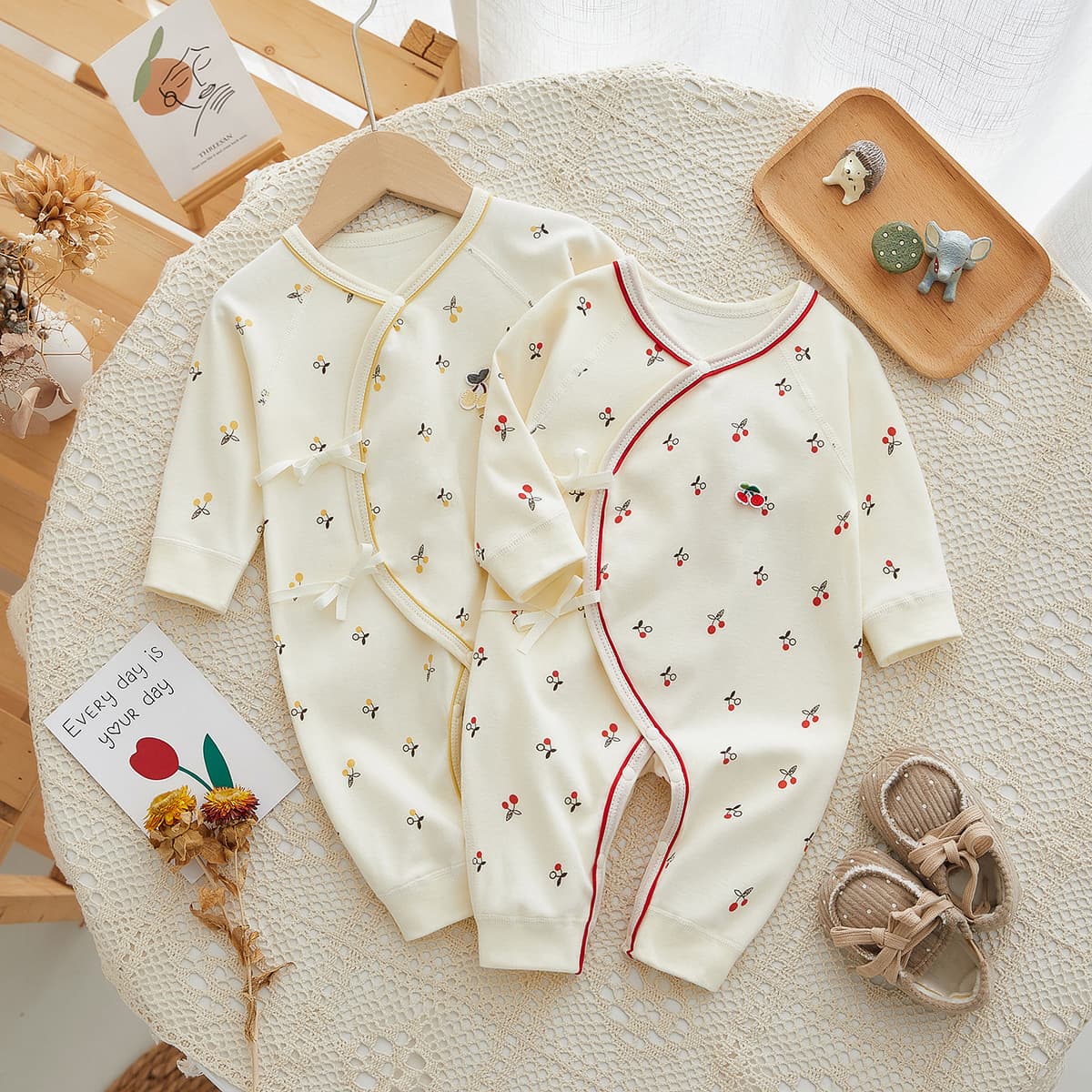Newborn Baby Cotton Seamless Bodysuit Spring Autumn Romper Baby Monk Suit Summer Butterfly Suit