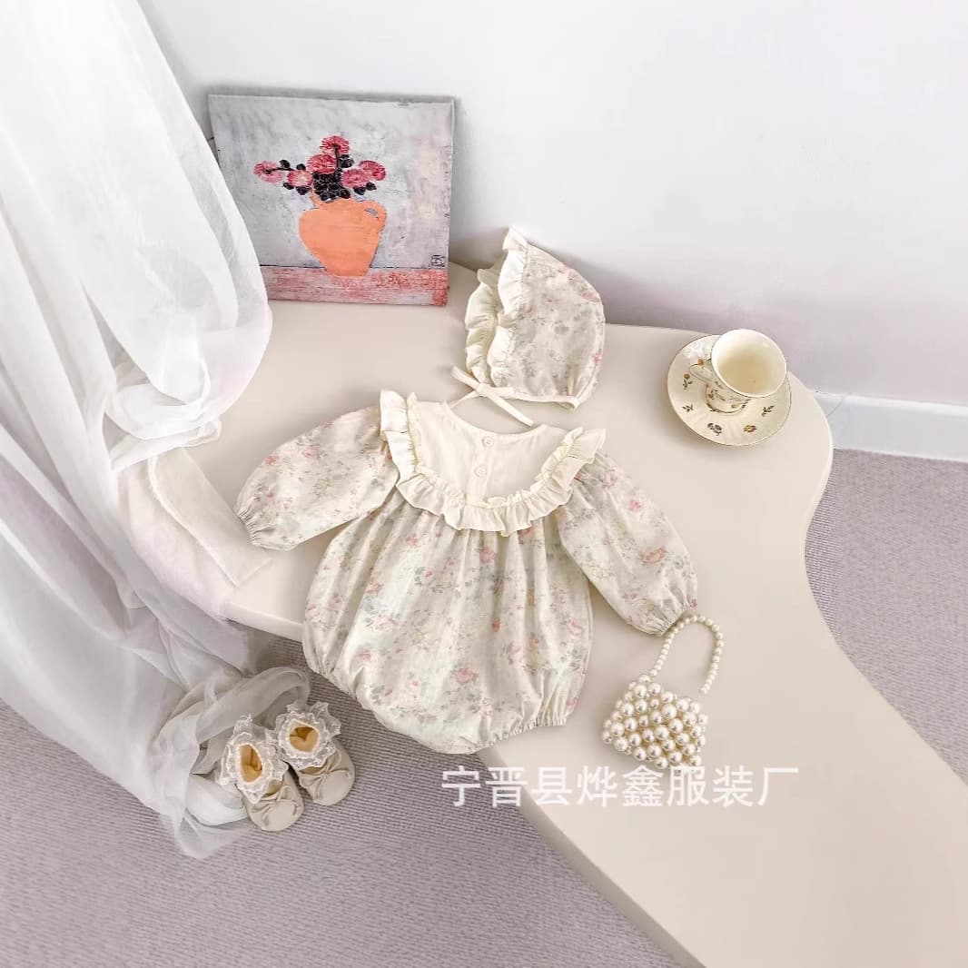 New Infant Toddler Girls' Vintage Floral Bodysuit with Large Lace Trim, Round Neck, Long Sleeve, Full Moon Crawling Suit