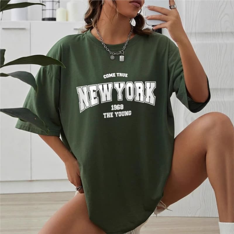 1968 The New York Is Young Cotton Women's Oversized T-Shirt