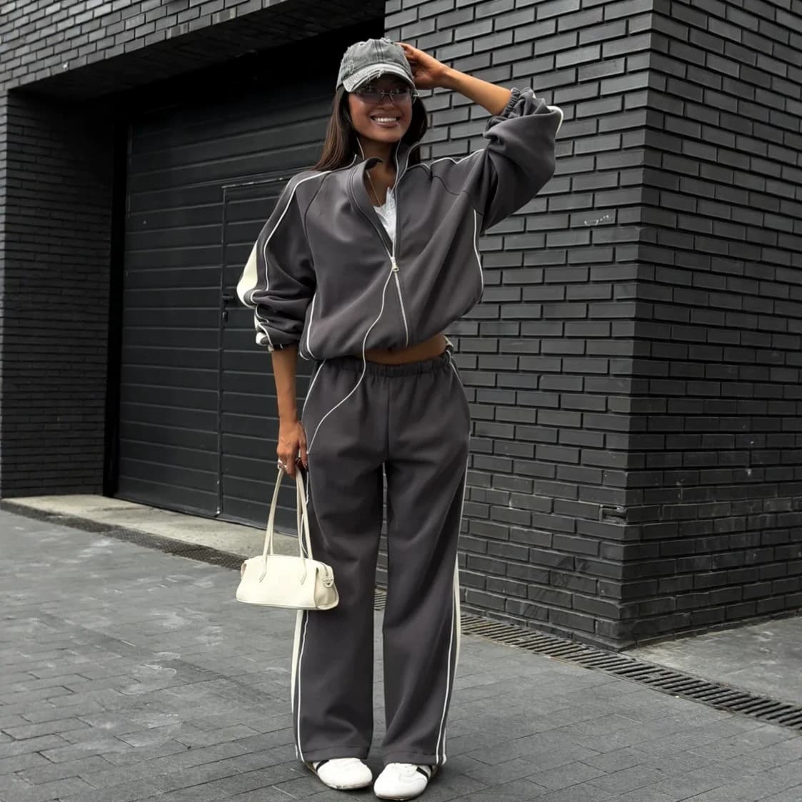 2026 Foreign Trade European and American Color Matching Sports Suit Women's Stand Collar Zipper Loose Jacket Wide Leg Sweatpants Two-piece Set