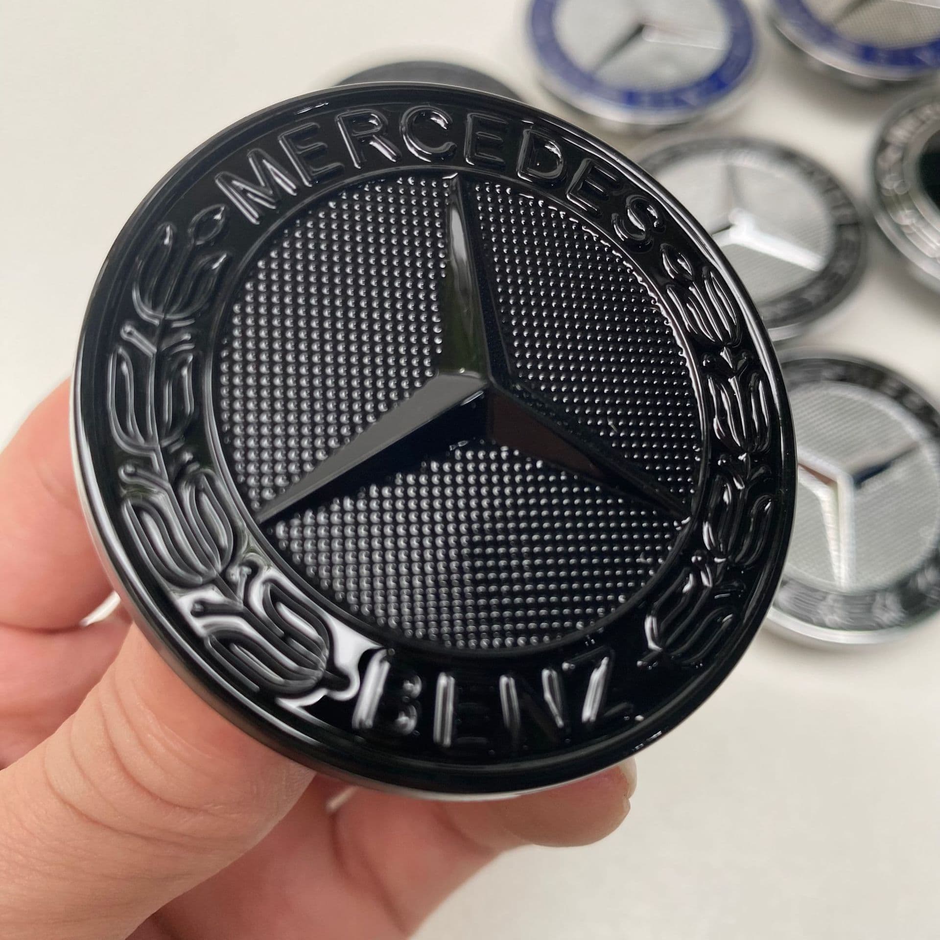 Suitable for Mercedes-Benz hood logo decoration ABCERS-class GLC GLK CLA CLS hood flat logo front car logo
