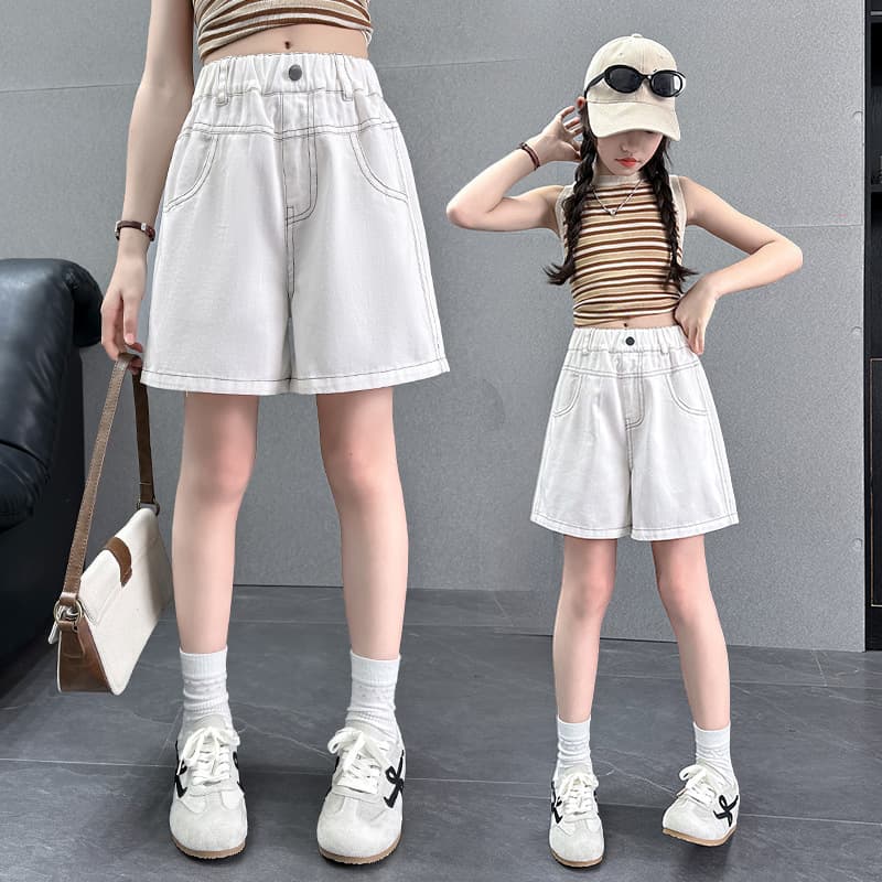 Girls White Shorts Summer 2026 New Fashionable Children's Denim Bermuda Shorts for Older Girls Summer Thin Pants