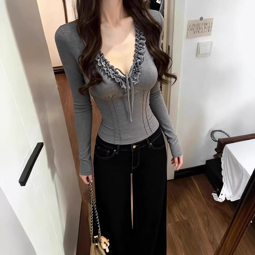 Gray lace lace v-neck long-sleeved T-shirt for women in winter, slim fit, short bottoming shirt top