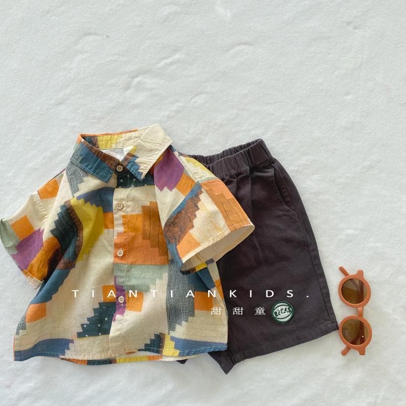 Boys' Colorful Geometric Grid Short-Sleeve Shirt, Children's 2024 Summer New Style, Korean-Style Turn-Down Collar Shirt and Shorts Set