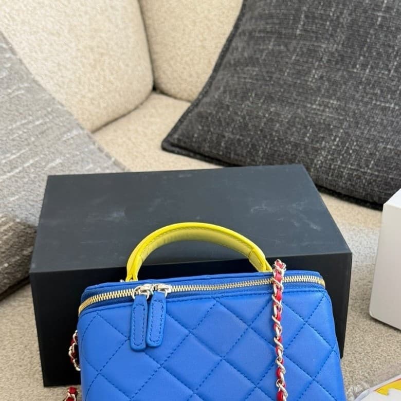 Trendy Color-Block Box-Type Superhero Box Bag Diamond Quilted Metal Chain Crossbody Soft Leisure Handheld Lunch Box Bag Cosmetic