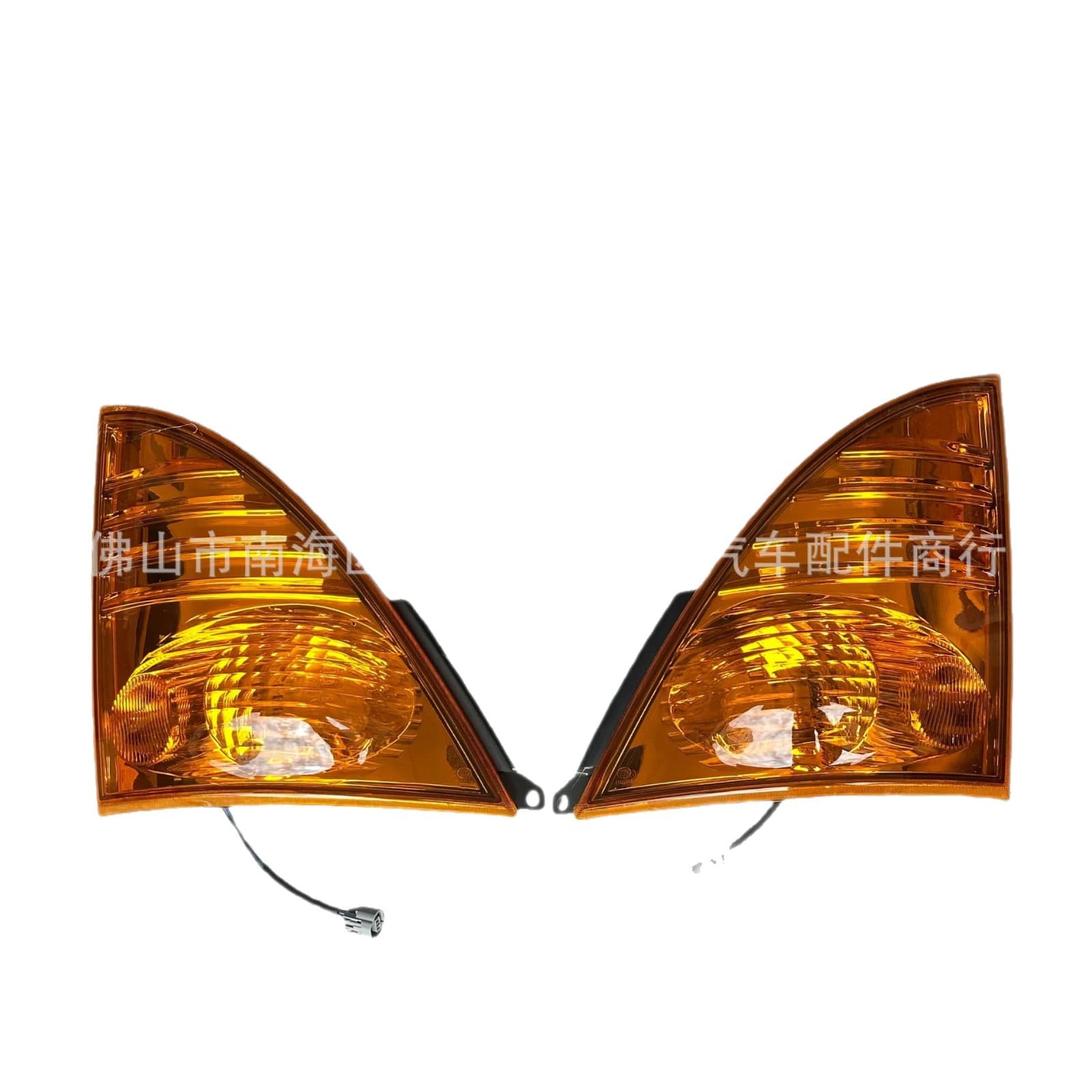 Compatible with GAC Hino 700 Turn Signal Assembly Front Corner Light Clearance Light 24V Heavy Truck Parts Wholesale