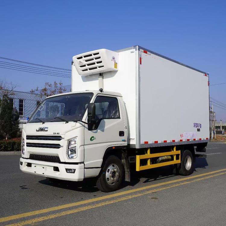 JMC Shenda refrigerated truck, pharmaceutical refrigerated vehicle, vaccine transport truck, premium supply.