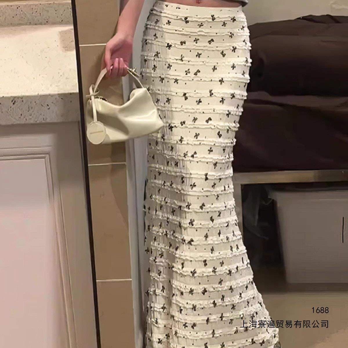 Tall Korean style lace spliced fishtail hip skirt spring and summer large size floral bow A-line skirt long skirt