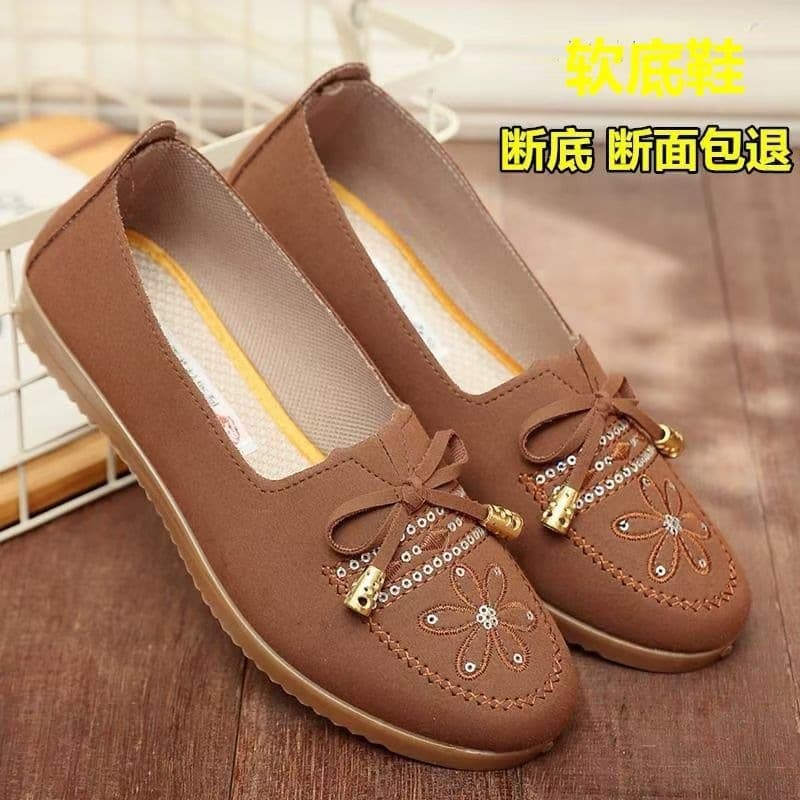 Anti-slip cloth shoes for women, single shoes, flat-soled retro soft-soled shoes for middle-aged and elderly mothers, comfortable old Beijing cloth shoes