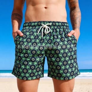 Heat Transfer Print Water-Repellent Beach Shorts, Surfing Swim Trunks, Quick-Dry Beach Shorts for Men, Three-quarter Shorts