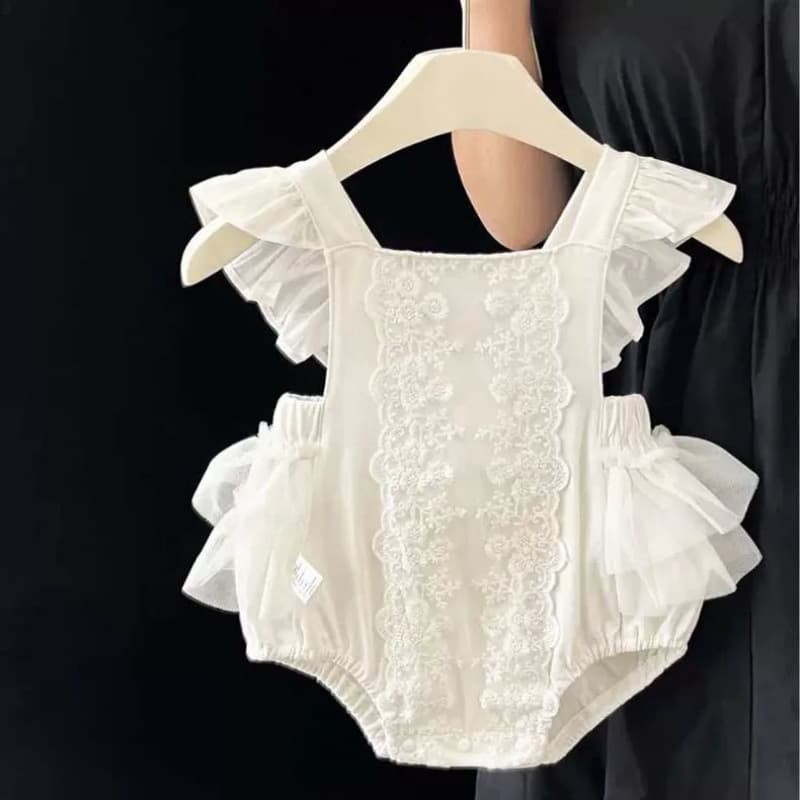 Baby summer clothes, thin cover-up clothes, children's baby jumpsuits, summer full moon backless harem clothes for going out