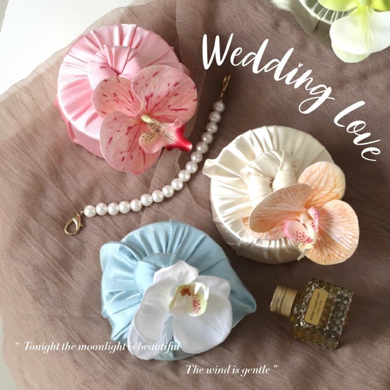 [Furoshiki Wrapping Cloth] Bridesmaid Groomsmen Gift High-grade Satin Wedding Candy Box Gift Unique Premium