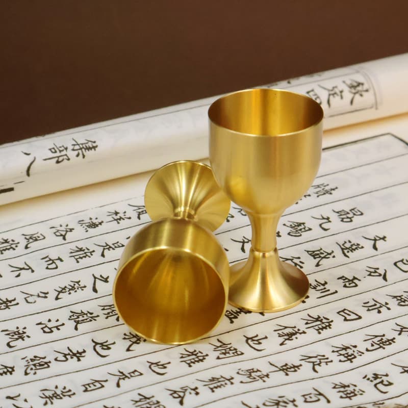 Brass "Hundred Blessings" wine glasses, large, medium, and small sets, copper craft decorations, bulk shipment of brass stemmed glasses and arched cups.
