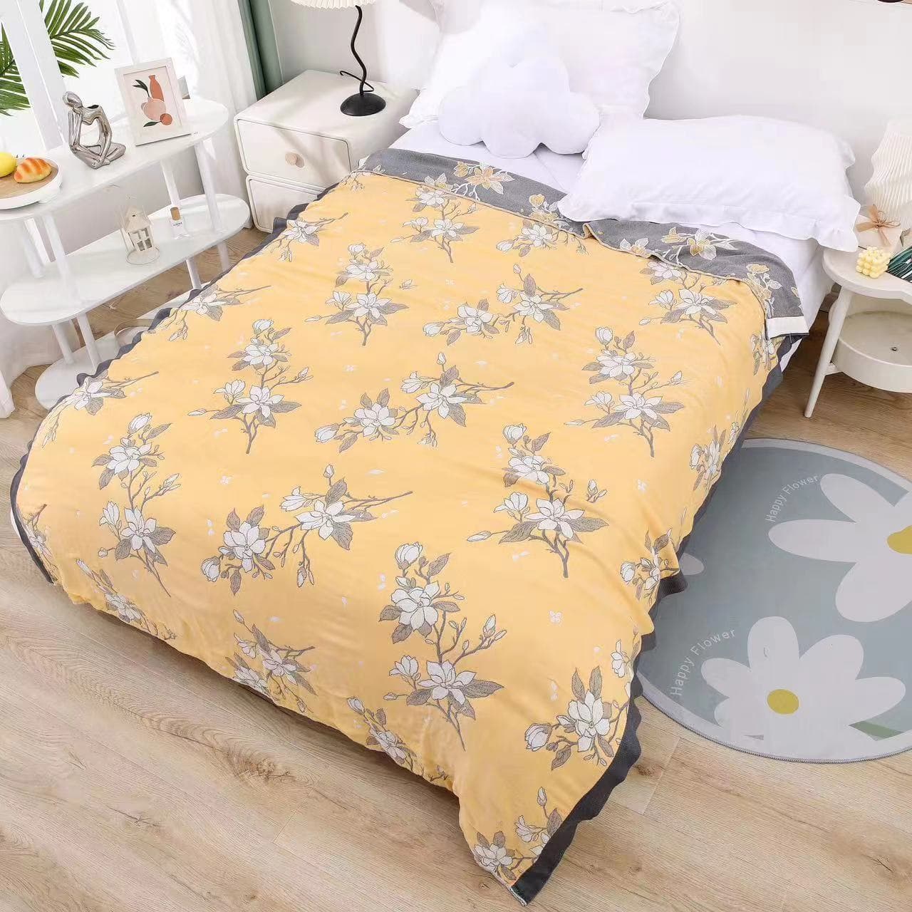 Manufacturer wholesale four-layer bamboo fiber cooling blanket, thickened sweat-absorbent breathable ice silk cover, gauze cool mat