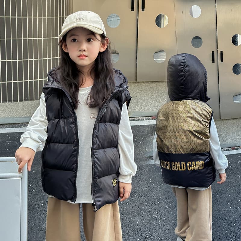 New children's black and gold down vest, hooded vest for medium and large children, unisex parent-child warm outerwear