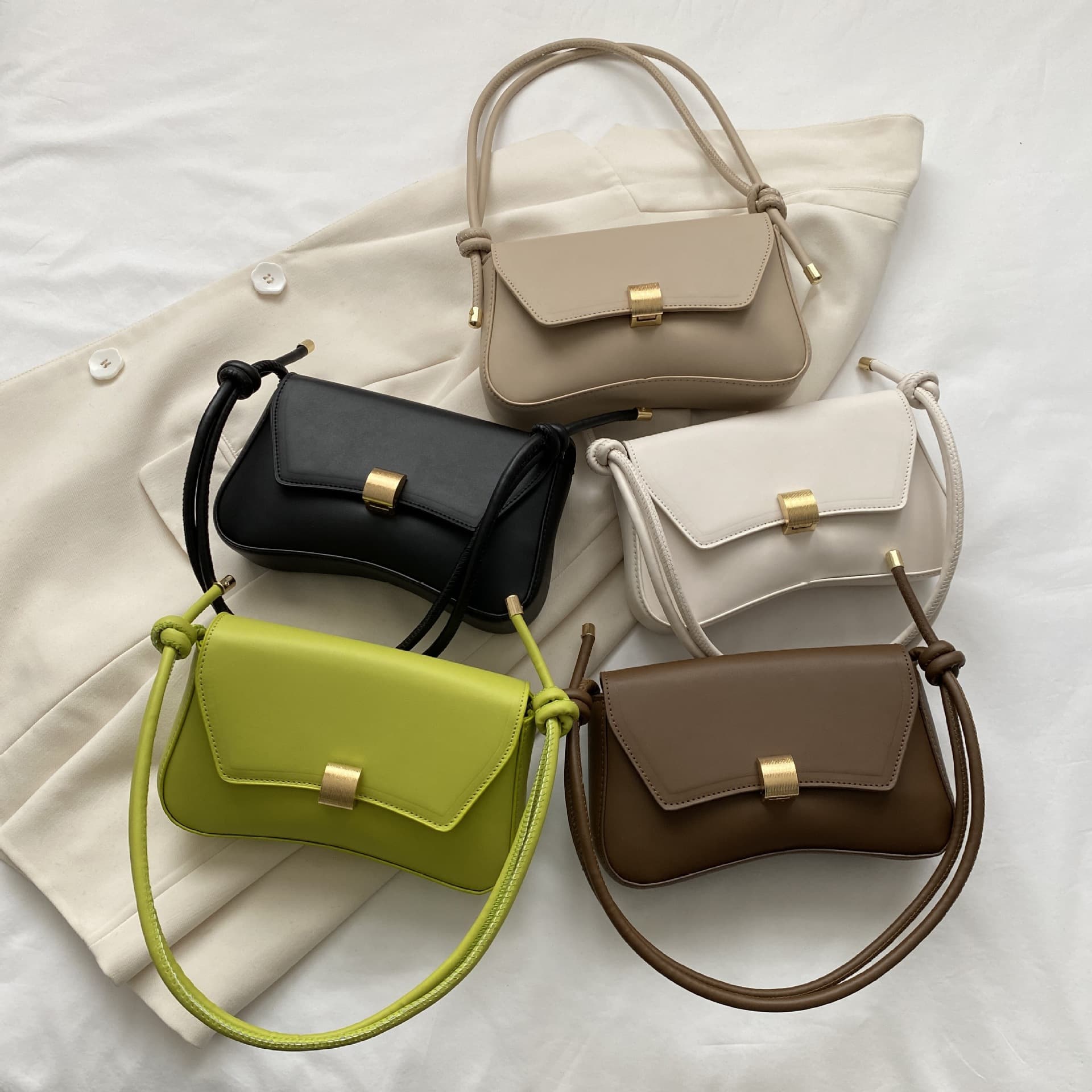 Cross-border High-Fashion Bag for Women, Trendy Baguette Bag, Vintage Underarm Bag, Stylish Versatile Shoulder Mini Bag