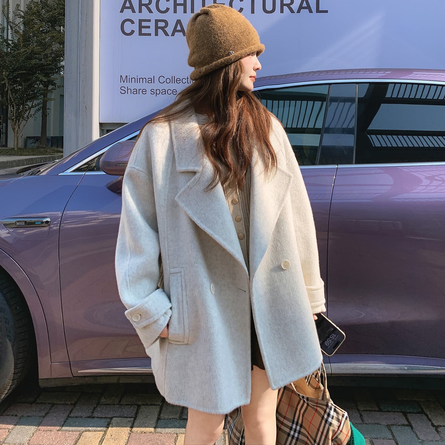 Korean style 2025 new woolen coat for women in autumn and winter, super hot and good-looking, niche woolen suit, thickened coat