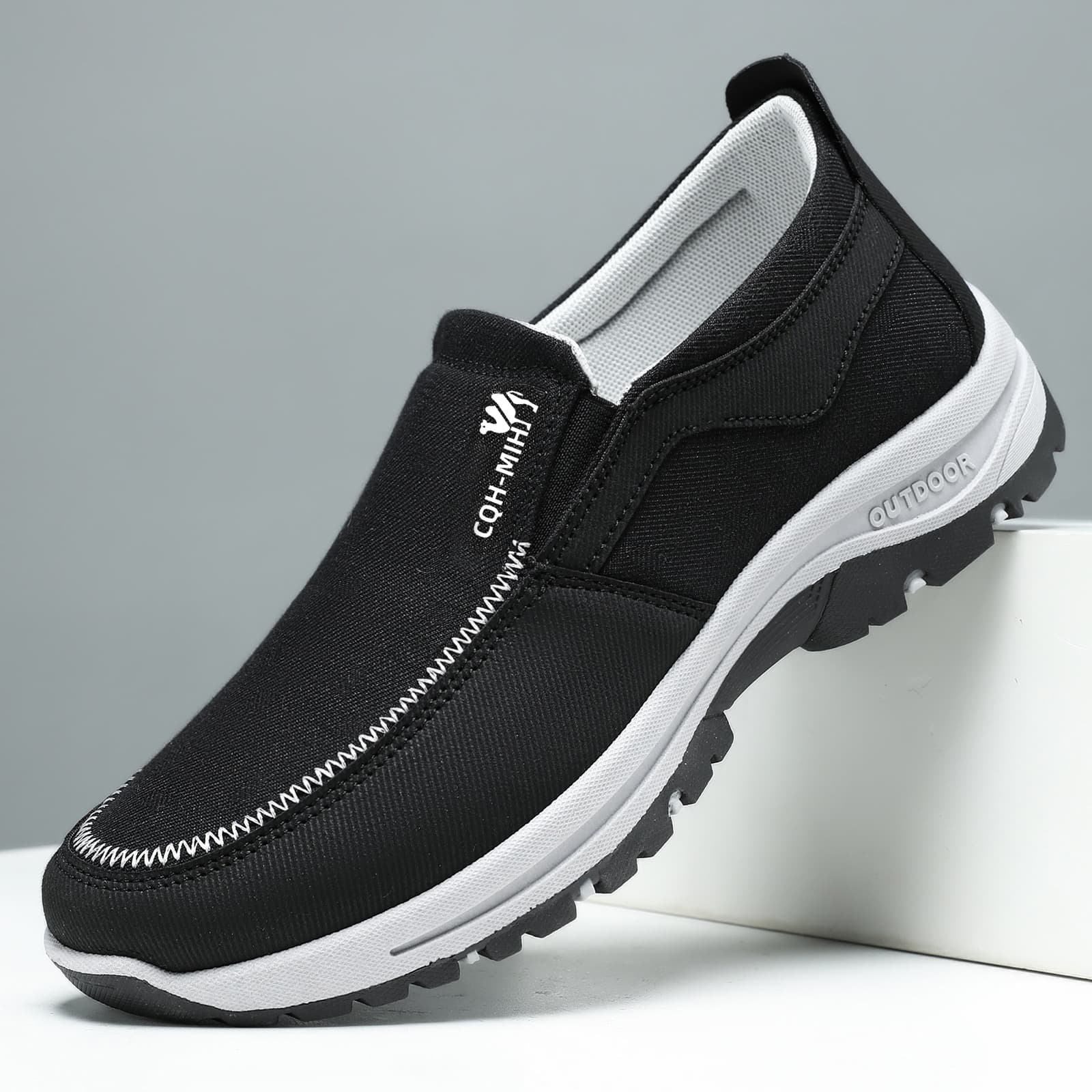 New Men's Large Size Walking Shoes Comfortable Versatile Casual Shoes Soft Sole Men's Shallow Cloth Shoes Thick Sole Loafers