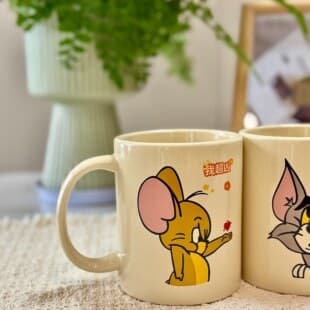 Simple ins-style ceramic mug, large capacity for daily hydration, fun couple mug set.