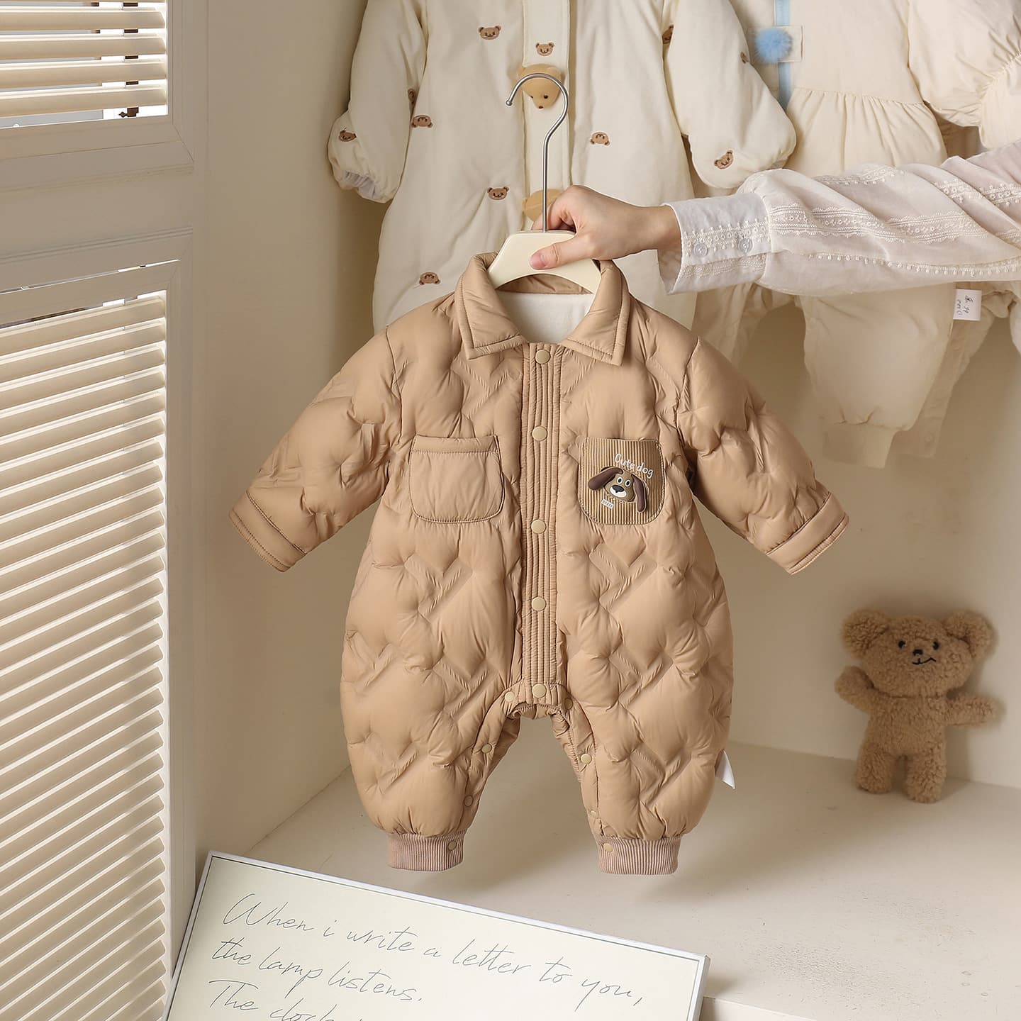 Autumn/winter baby lapel white duck down lightweight down crawl suit, baby casual warm down jumpsuit outerwear thick