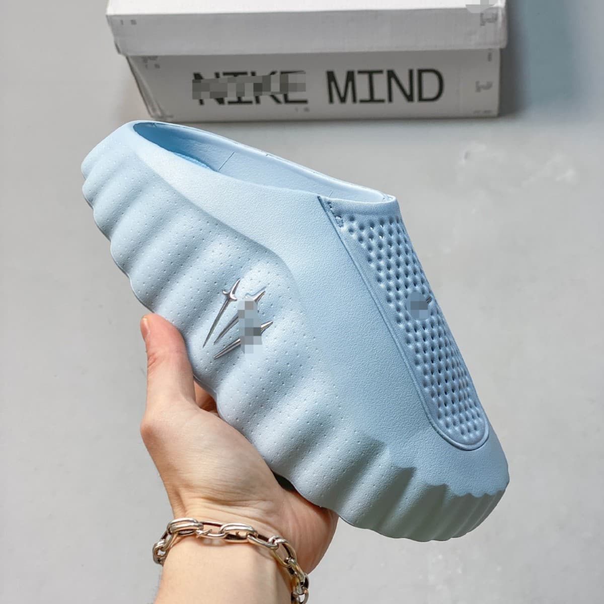 Cross-border new Putian shoes mind001 sports massage particles 002 thick-soled breathable non-slip casual men's and women's slippers