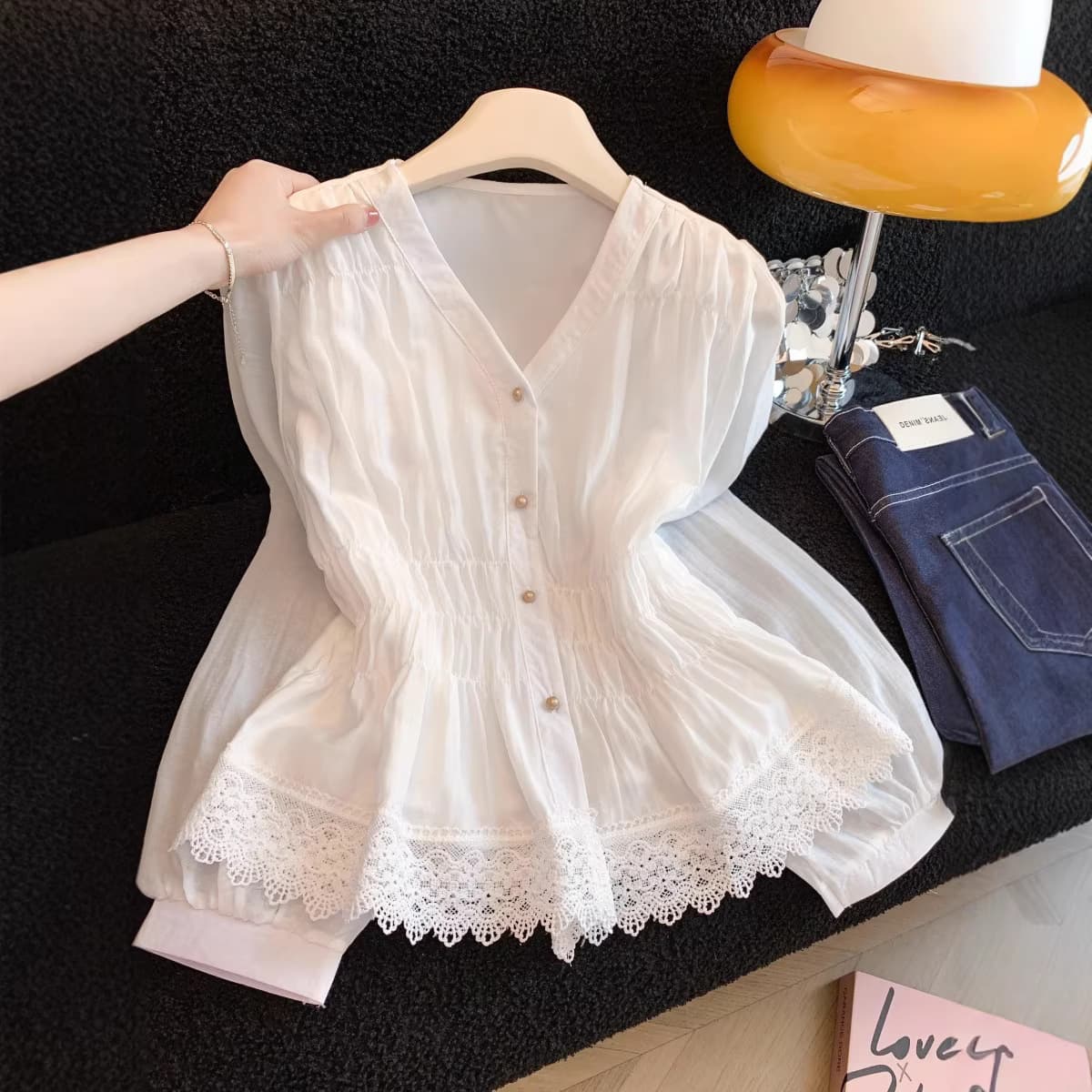 2026 French Chic White V-Neck Puff Sleeve Blouse for Women Spring Fitted Long Sleeve Shirt