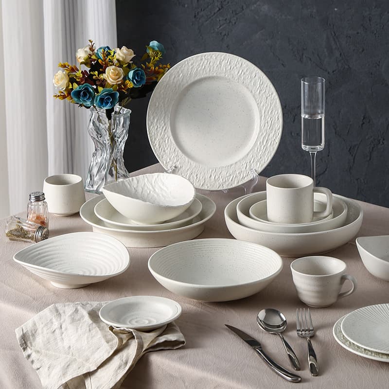 Minimalist Blue Dot and White Dot Ceramic Bowl and Plate Set Western Dinner Plate Restaurant Hotel Ceramic Tableware with Dots