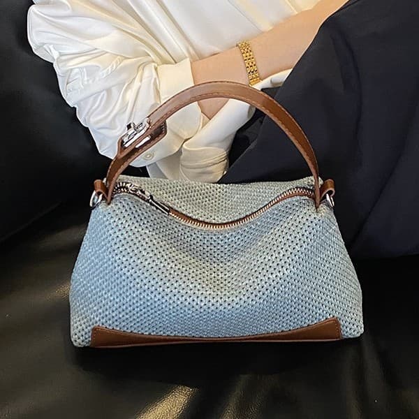 Korean style holiday style woven hand lunch box bag for women 2026 summer new large capacity versatile shoulder crossbody bag
