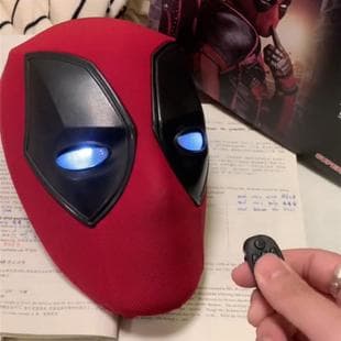 Deadpool 3 Mask Electric Spider-Man Helmet Blinking Light-Up Cos Mask Wolverine