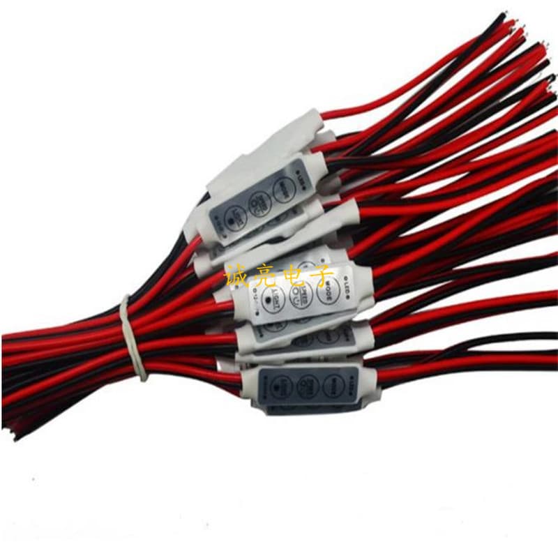 LED strip monochrome controller, 12V mini 3-key dimmer for light bars.