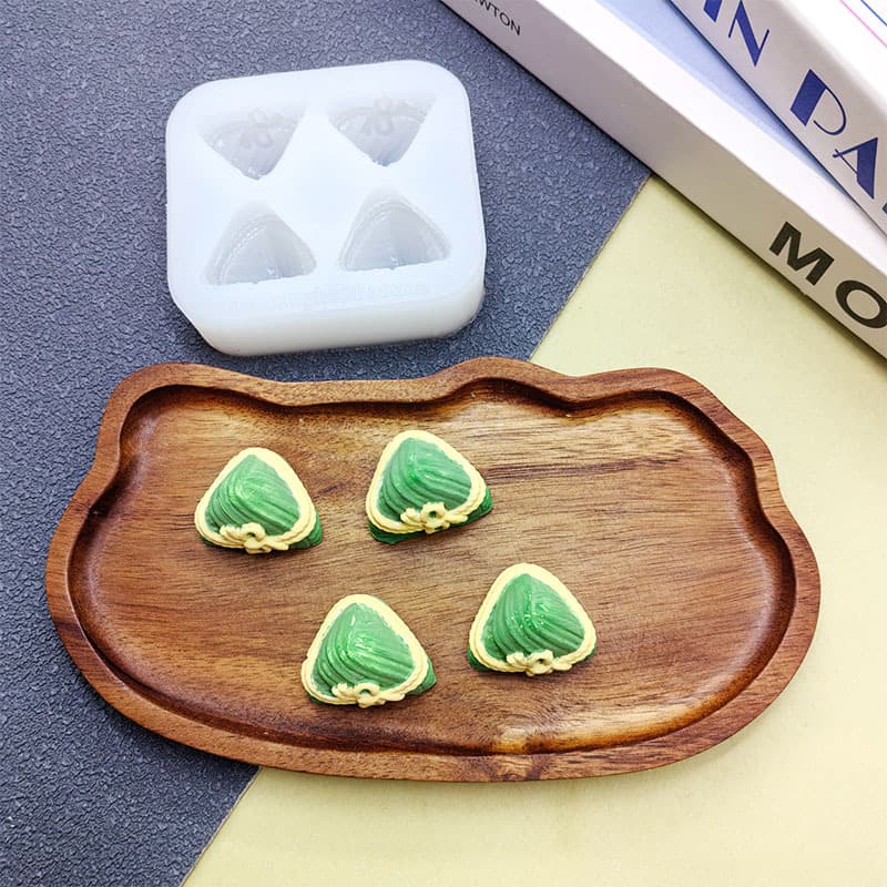 Simulated Four-Link Small Dumpling Silicone Mold, Chocolate Mousse Dessert Mold, DIY Resin and Plaster Mold