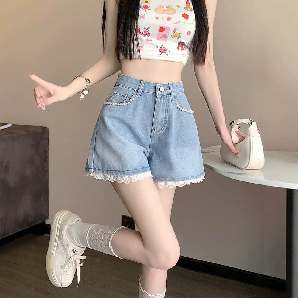 Sweet and Spicy Chic Denim Shorts for Women, Summer High-Waisted, Slimming Wide-Leg A-Line, Plus Size, Versatile for Petite Figures, with Beaded Trim