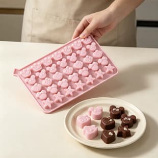 In Stock Cartoon Pattern Star Crown QQ Gummy Candy Chocolate Homemade Candy Resin Silicone Mold
