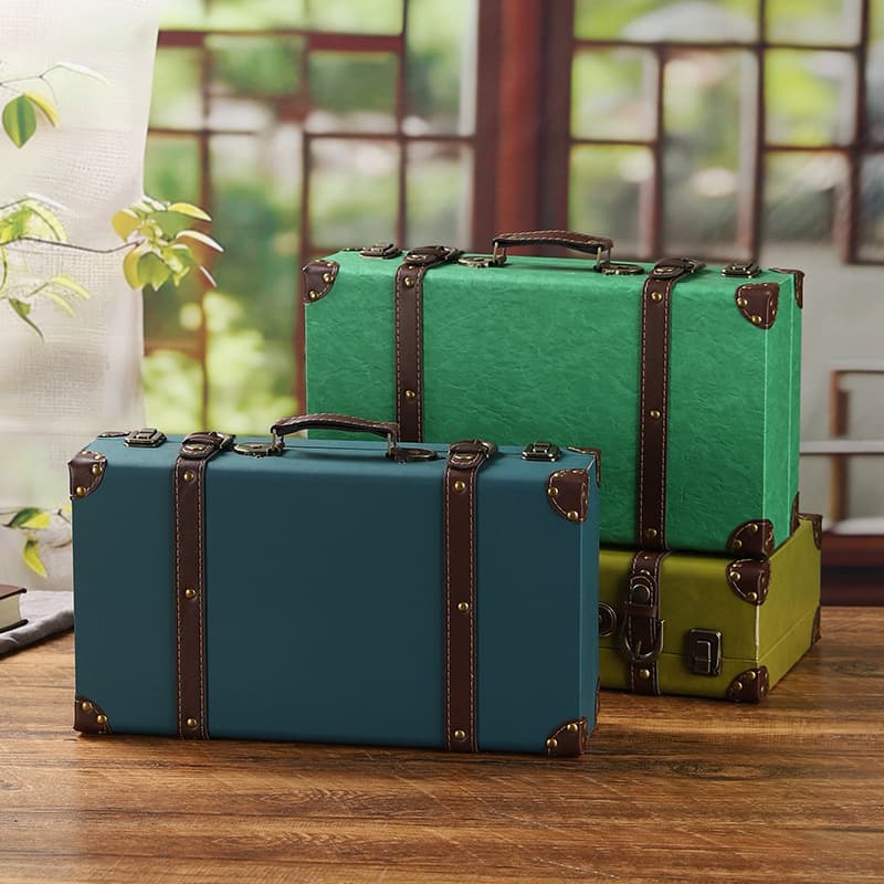 Cross-border New Vintage European Suitcase Premium Walk-in Closet Leather Storage Box Film Shooting Antique Prop Trunk