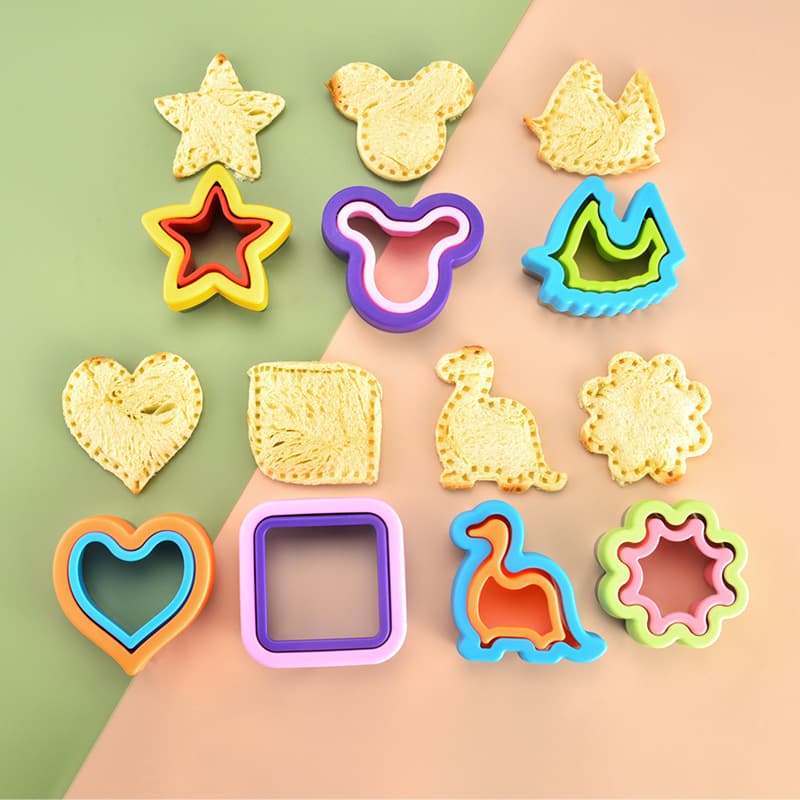 Sandwich Sealer, Sandwich Press, Bread Mold, Toast Cutter, Stainless Steel Cookie Cutter, Vegetable and Fruit Cutter