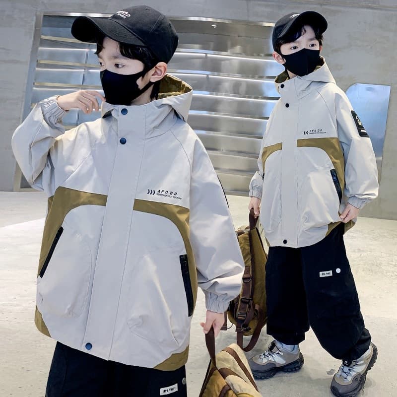 Boys' Jacket Spring and Autumn 2026 New Style Children's Windbreaker for Older Kids, Trendy and Stylish Spring Outfit for Boys