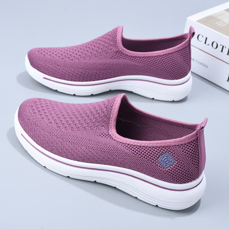Women's Walking Shoes 2025 Spring/Autumn New Style Middle-aged and Elderly Mother Shoes Slip-on Flyknit Breathable Casual Sports Shoes Drop Shipping