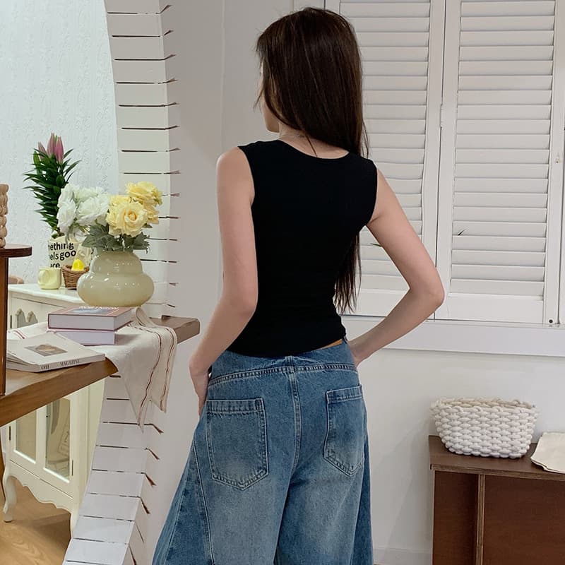 Square Neck Wide Shoulder Slimming Camisole Top for Women with Built-in Pads, Conceals Side Bust, Sleeveless Layering Tee