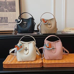 Vintage trendy bag for women, 2026 new style, niche high-end crossbody bag, fashionable versatile work commute handbag single shoulder bag