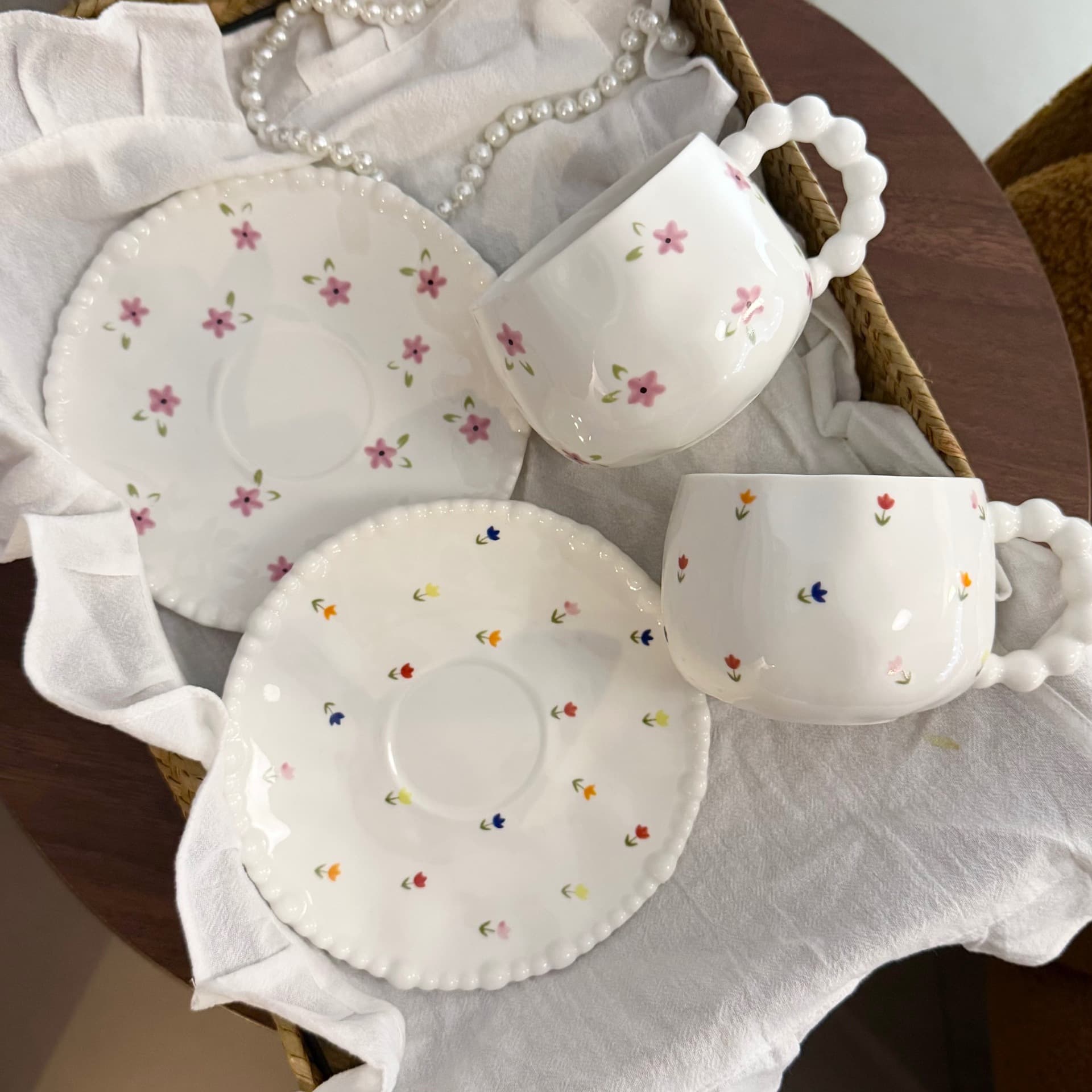 Korean ins style hand-pinched pearl cup and saucer, irregular coffee ceramic cup and saucer, hand-painted cup and saucer, afternoon tea cup and saucer