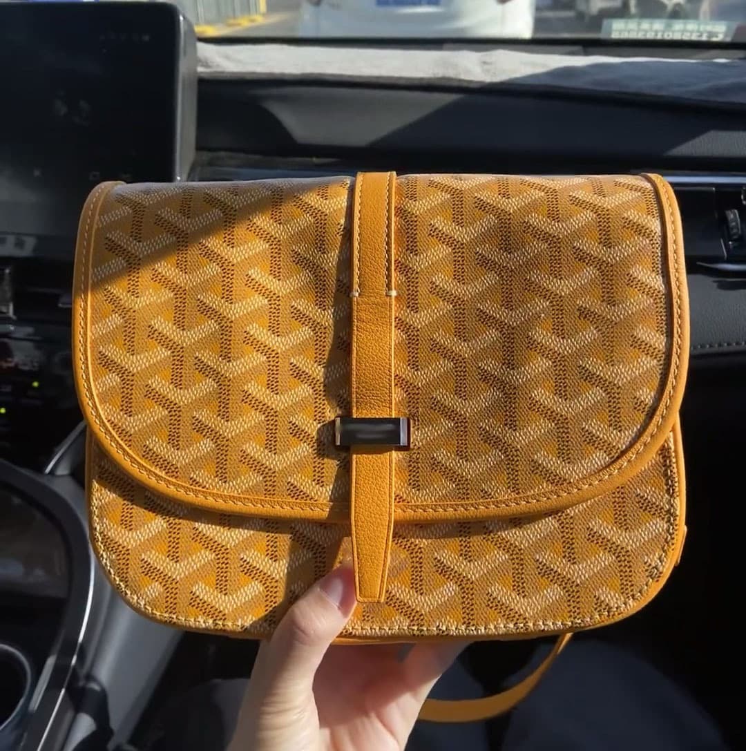 Goyard Belvedere Large Capacity Tote Bag Travel Classic Dogtooth Leather Messenger Bag Casual Travel Style Ultrafiber Material