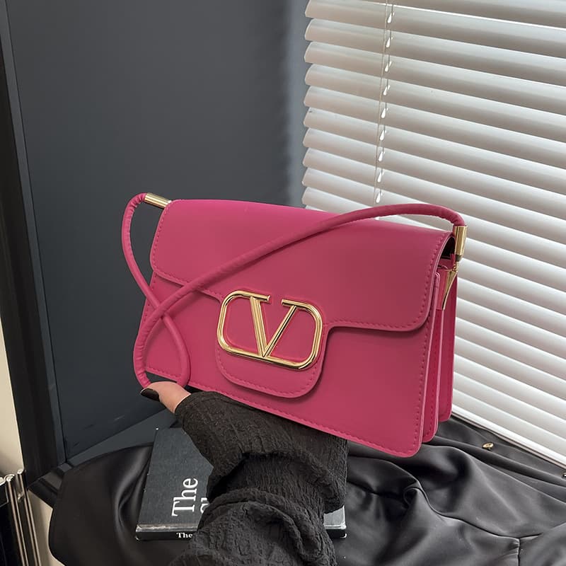 Chic Personalized Women's Underarm Bag 2025 Summer New Fashion Simple Large Capacity Shoulder Commuter Small Square Bag
