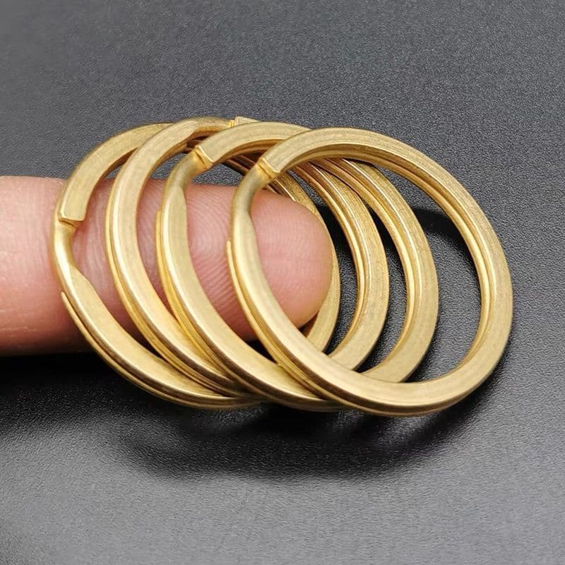 Manufacturer key ring key ring wholesale metal buckle non-deformation non-fading retail daily necessities wedding gift