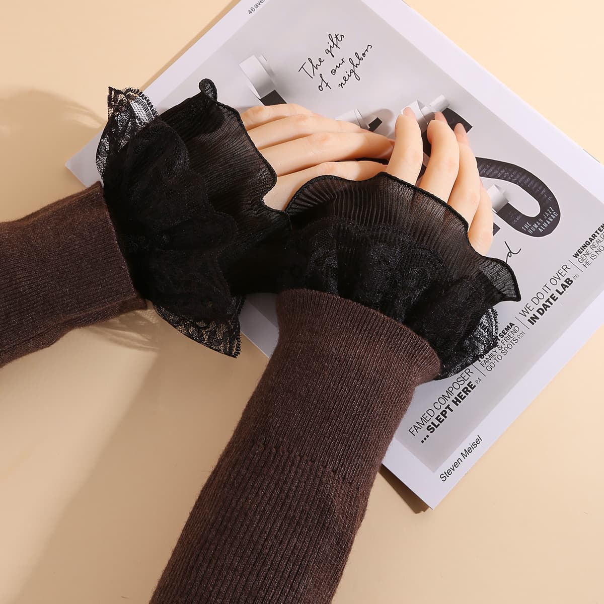 Korean Version Autumn Winter Double Layer Fake Sleeves Beautiful Lace Hollow Trim Cuff Decoration Accessories Sleeve Patch Wholesale